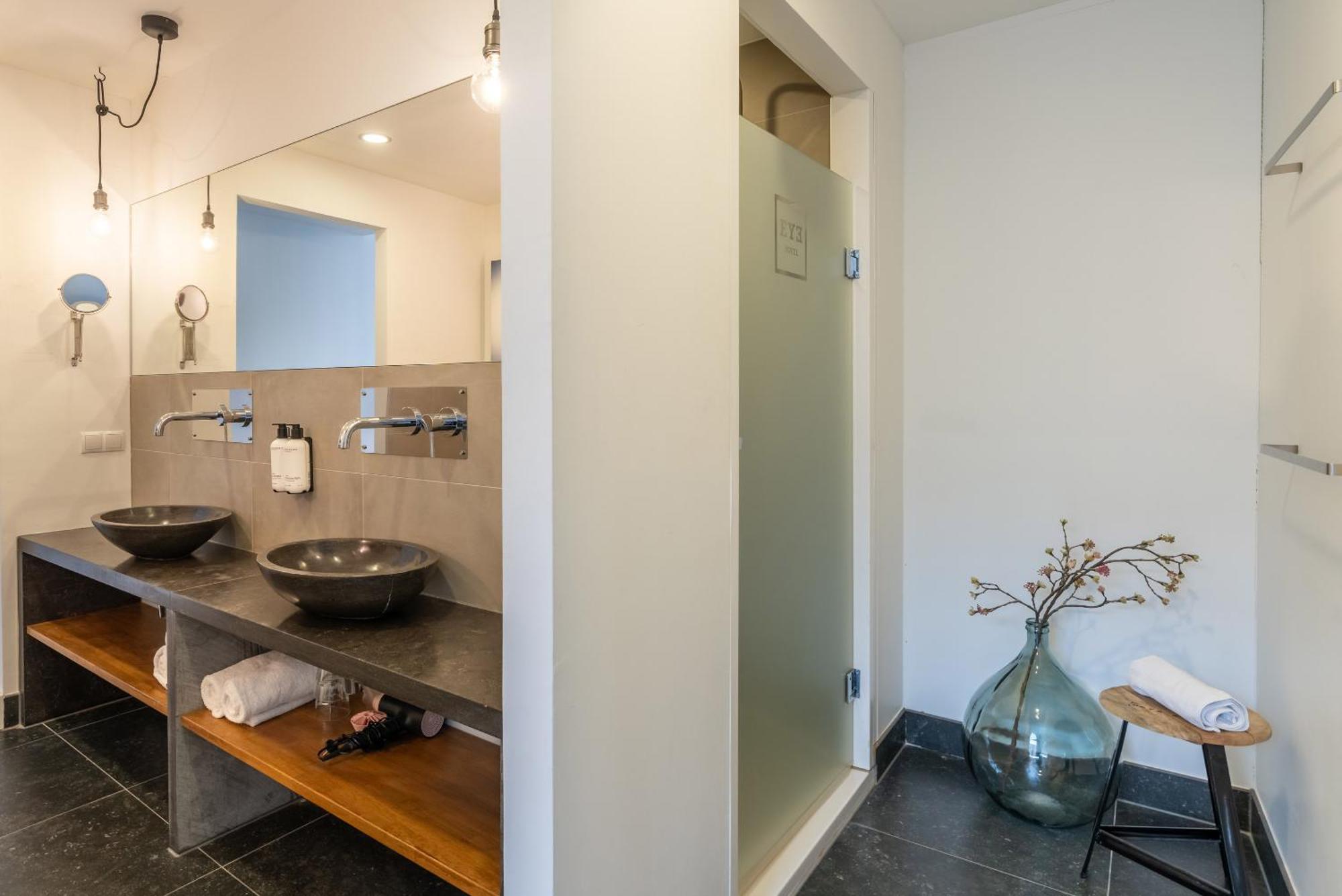 Eye Hotel Utrecht Dış mekan fotoğraf